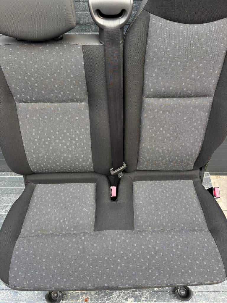 stoelen bank 2persoons Opel Movano Renault Master Nv40, Auto-onderdelen, Interieur en Bekleding, Tymtop5@gmail.com, 3161ek, Tymtop