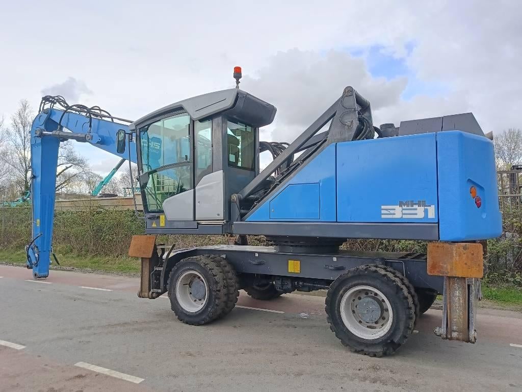 Fuchs MHL 331 overslagkraan waste handler umslag bagger, Kraan