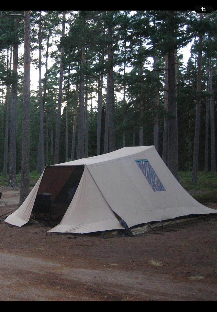 Cabanon tent, Ophalen, Zo goed als nieuw, Tot en met 6