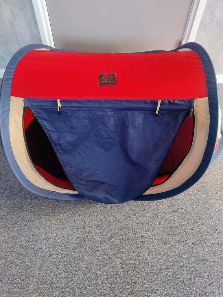 Deryan tentje met matras, Ophalen