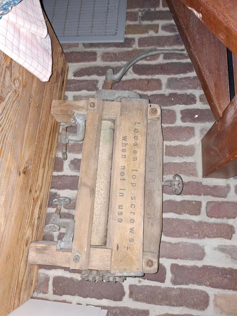 Leuke oude wringer, Ophalen