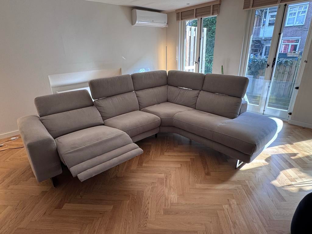 Goossens hoekbank Ramon - Zilver/grijs met relaxfunctie, Huis en Inrichting, Banken | Bankstellen, Ophalen, 250 tot 300 cm, 100 tot 125 cm