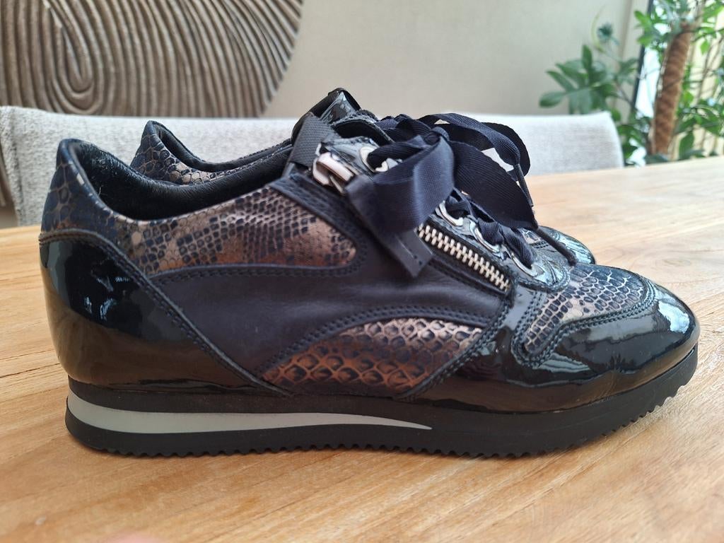 Zgan, prachtige sneakers DL Sport, 38, Zwart, Ophalen of Verzenden, DL Sport, Sneakers of Gympen