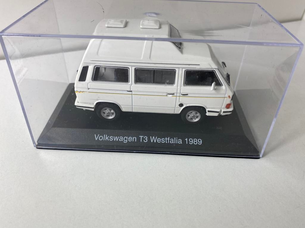 1:43 VOLKSWAGEN T3b westfalia/California-in mooie vitrinebox, Hobby en Vrije tijd, Modelauto's | 1:43, Ophalen of Verzenden, Nieuw
