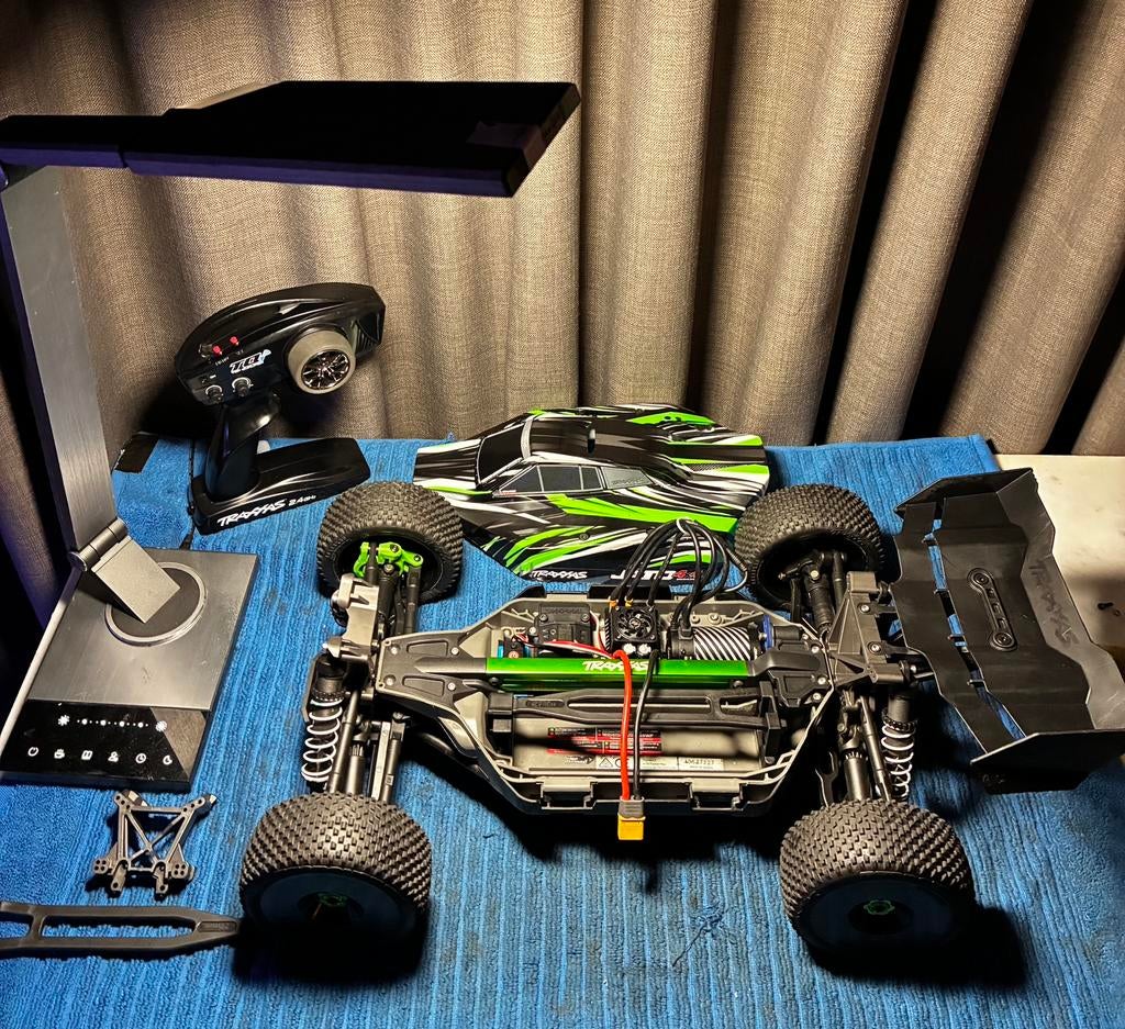 Traxxas jato 4s hobbywing, Hobby en Vrije tijd, Modelbouw | Radiografisch | Auto's, Ophalen of Verzenden, Zo goed als nieuw, Overige schalen