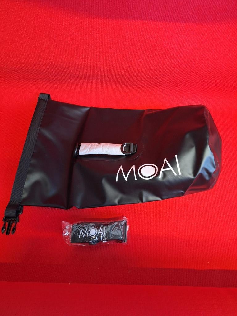 Moai drybag 10 liter  tas, Ophalen of Verzenden, Nieuw, Zwart, Heer of Dame