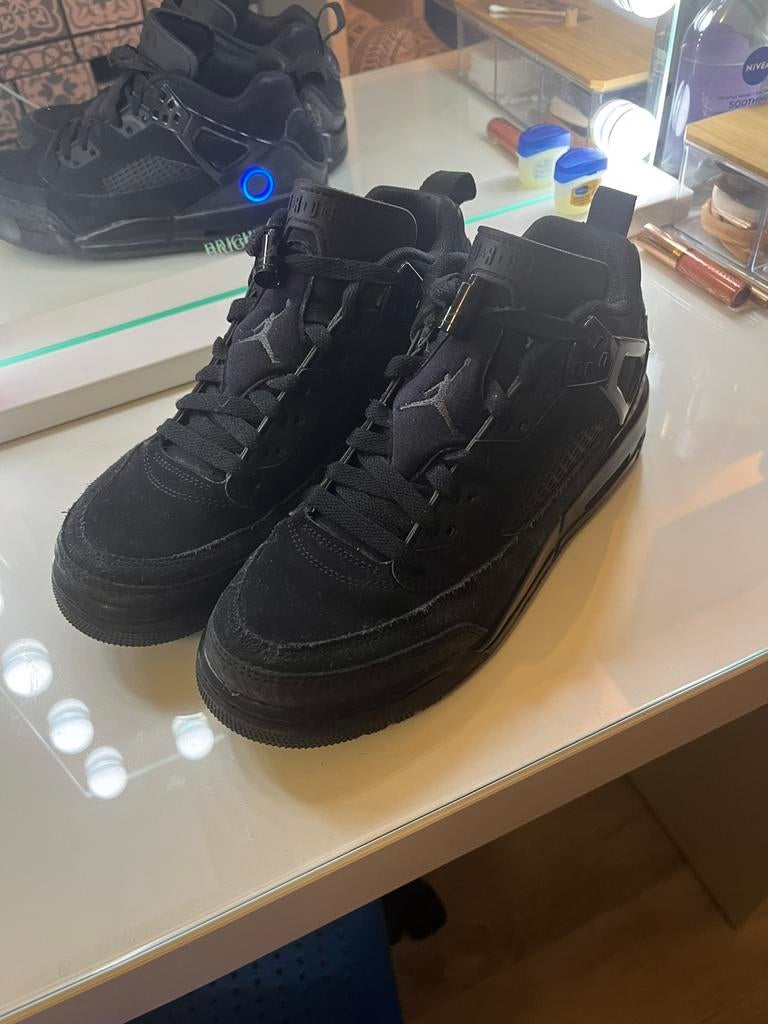 Jordan spizike low zwart, Zwart, Ophalen of Verzenden, Sneakers of Gympen, Zo goed als nieuw