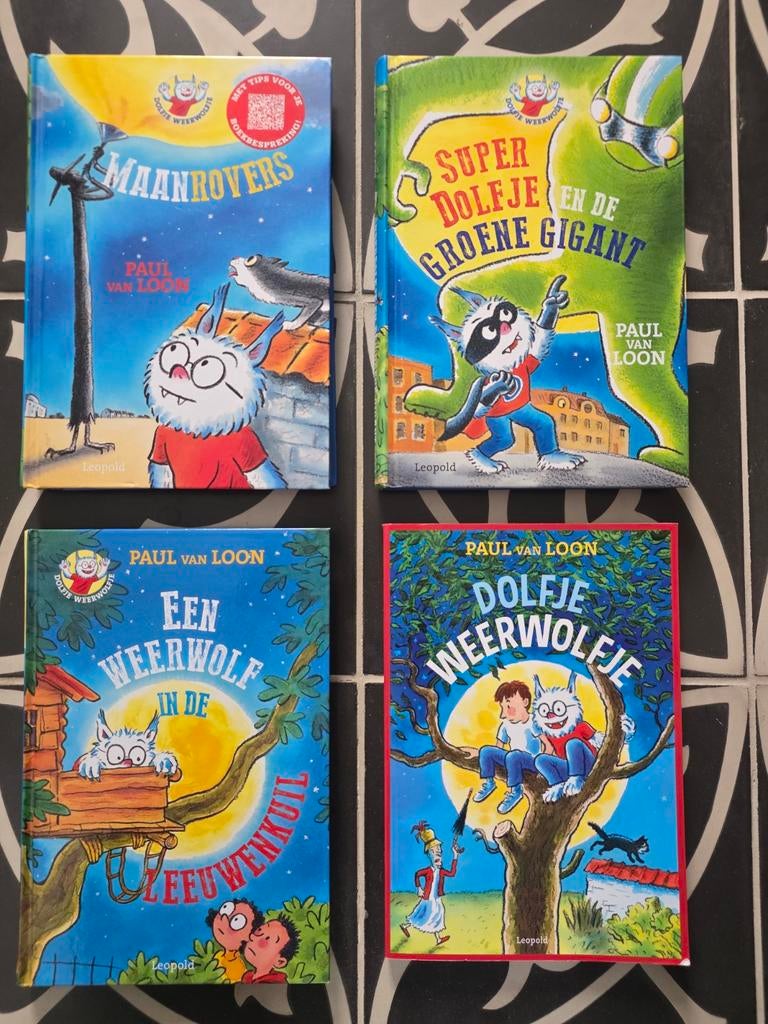 4x Dolfje Weerwolfje boeken, Boeken, Ophalen of Verzenden, Zo goed als nieuw, Paul van Loon, Fictie algemeen