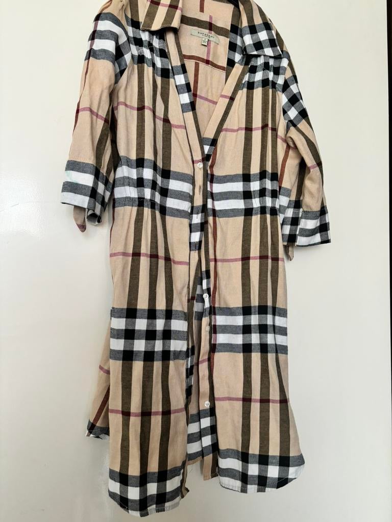 BURBERRY  tunieken(S), Ophalen of Verzenden, Zo goed als nieuw, Maat 46/48 (XL) of groter