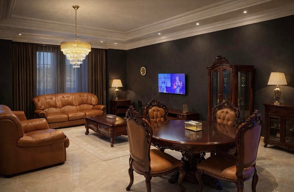 NIEUWSTE COLLECTIE ITALIAANSE HOOGGLANS BAROK MEUBELS!