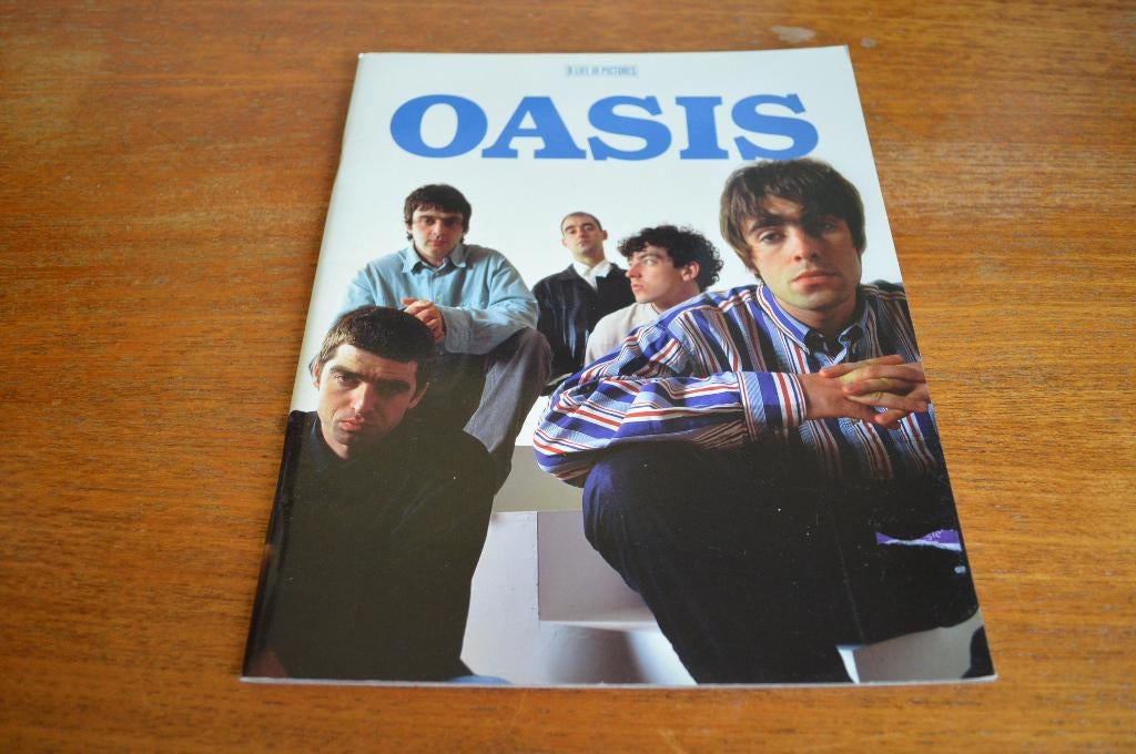 Oasis, Verzenden, Artiest