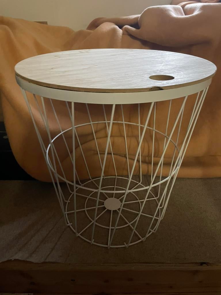 Opberg tafeltje ijzer met houten plank, Minder dan 55 cm, Rond, Zo goed als nieuw, Ophalen