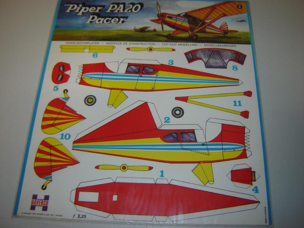 kartonnen bouwplaat PIPER PA20 Pacer - uitgave 1975, Ophalen of Verzenden