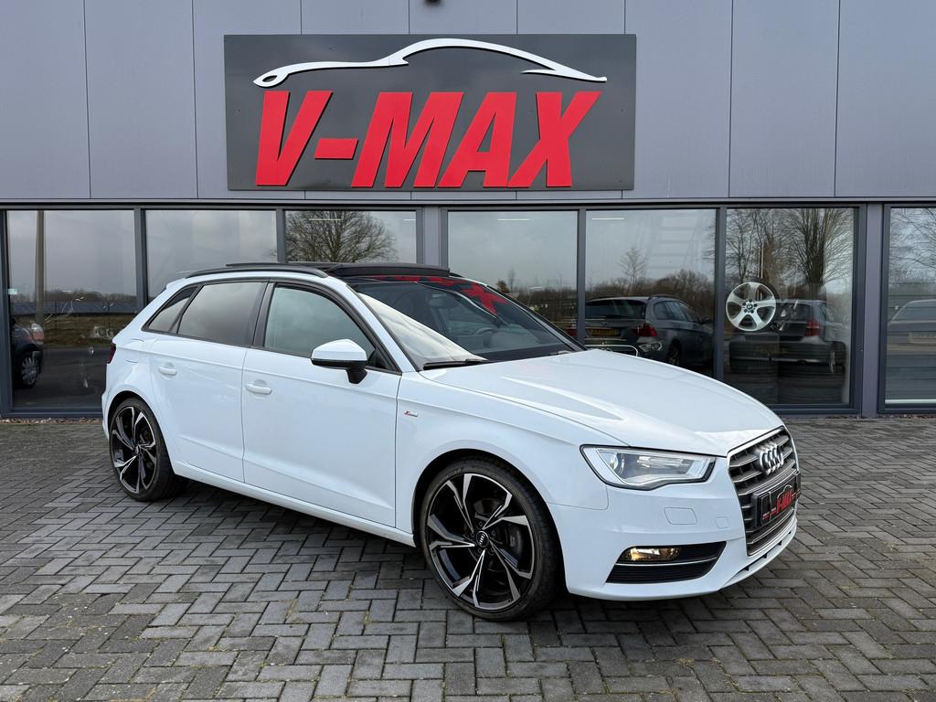 Audi A3 Sportback 1.4 TFSI S-Line Navi Panorama LED Stoelvw, Voorwielaandrijving, Euro 5, Gebruikt, Zwart