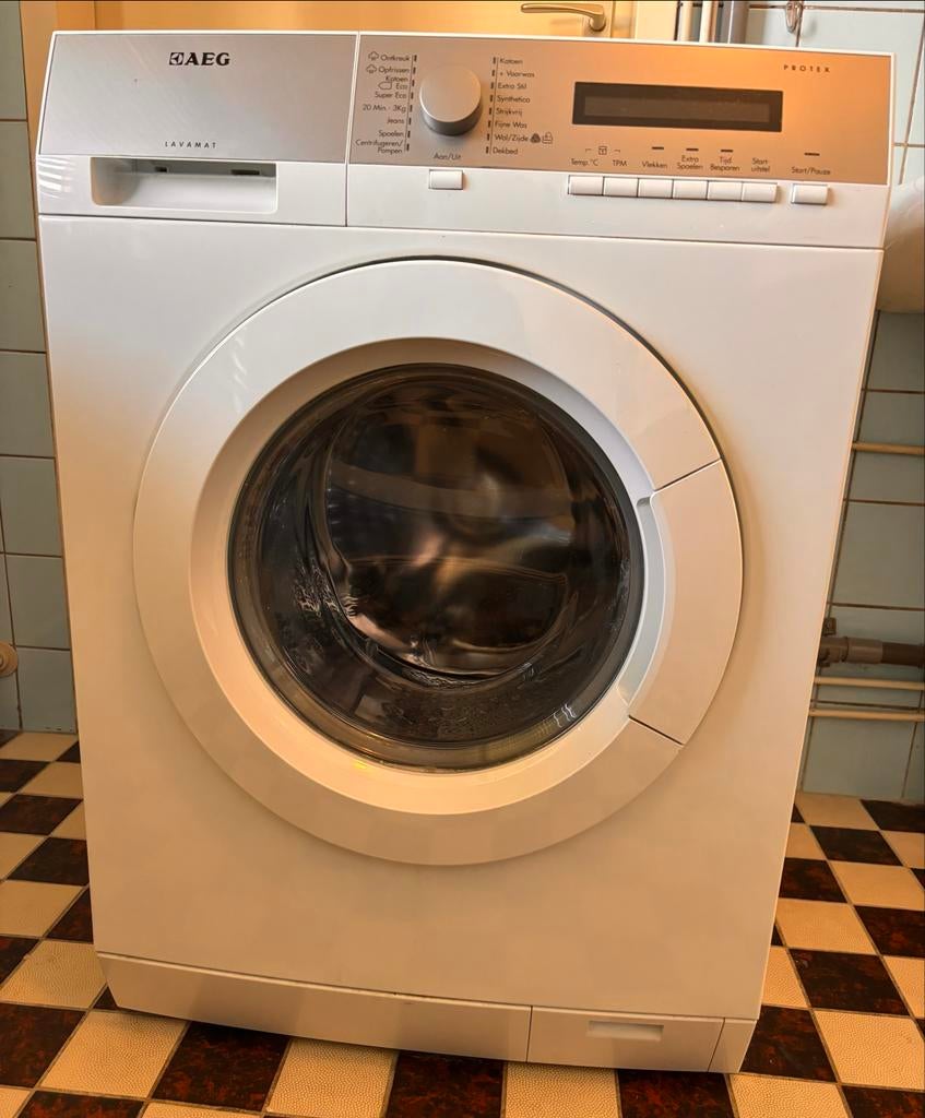 AEG Lavamat Protex wasmachine, Witgoed en Apparatuur, Wasmachines, Ophalen, 1200 tot 1600 toeren, Gebruikt, 4 tot 6 kg