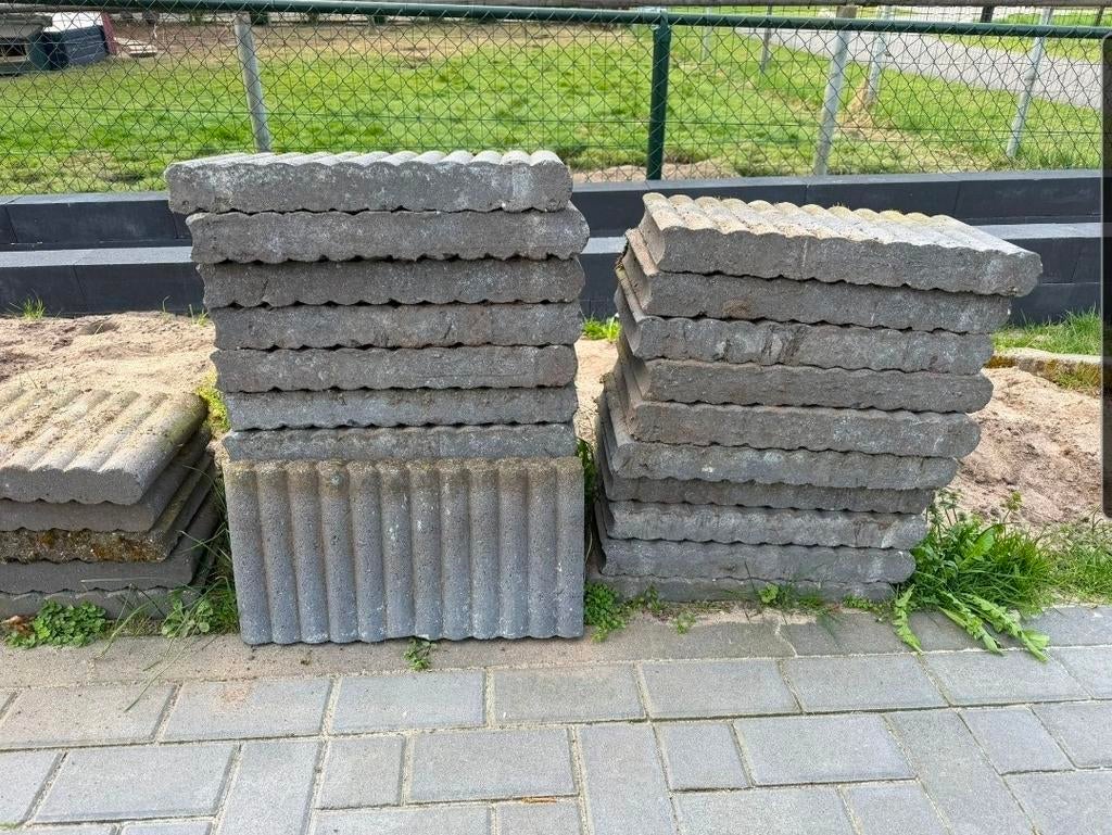 Palissade paaltjes (veel) - hergebruik, Ophalen, Gebruikt, Beton, Overige typen