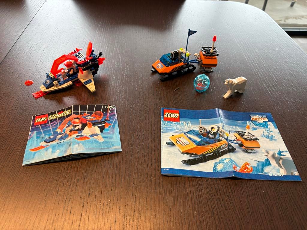Lego sets 6879 & 6586 & 1954 - Ruimte & Arctische Avonturen, Kinderen en Baby's, Speelgoed | Duplo en Lego, Ophalen of Verzenden
