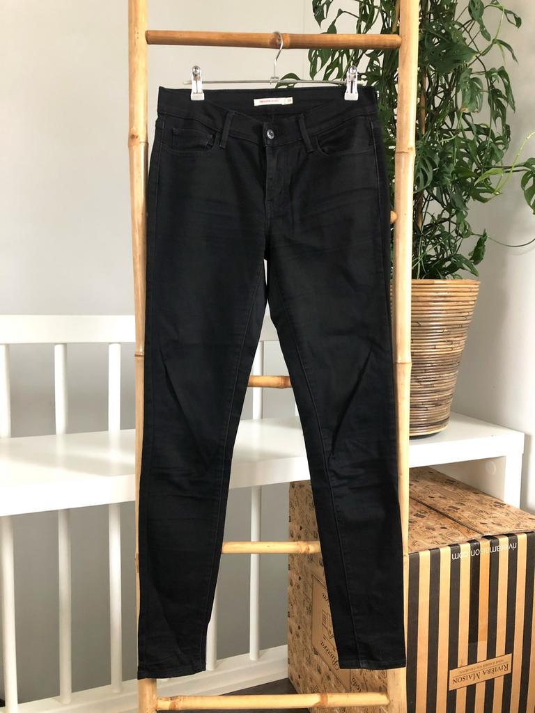 Levi's 710 Super Skinny Jeans Zwart W29, Kleding | Dames, Spijkerbroeken en Jeans, Zo goed als nieuw, W28 - W29 (confectie 36)