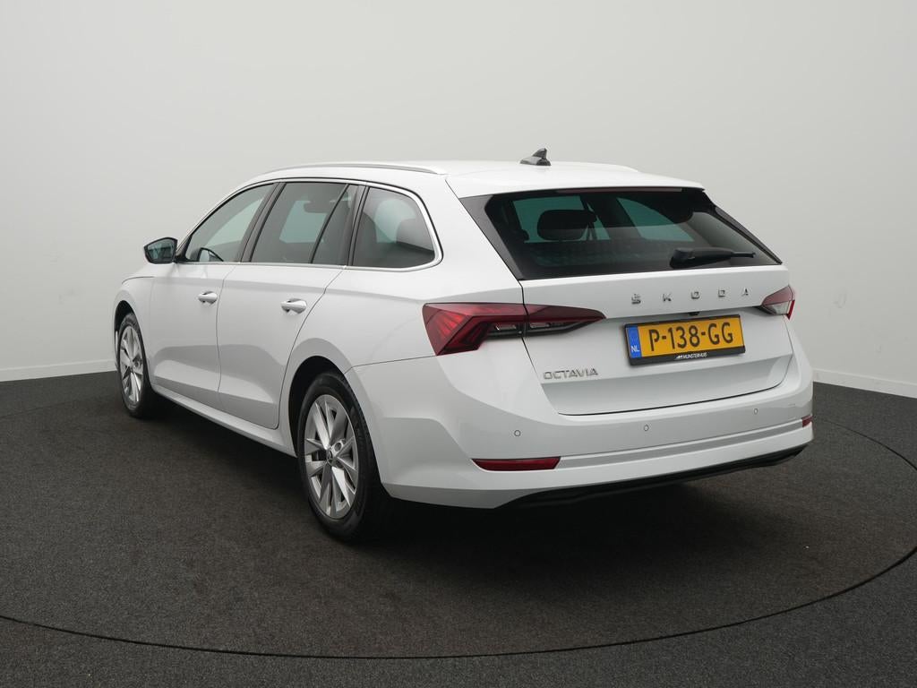 Skoda Octavia Combi 1.0 TSI Business Edition - Occasion Leas, 12 maanden, Stof, Gebruikt, Wit