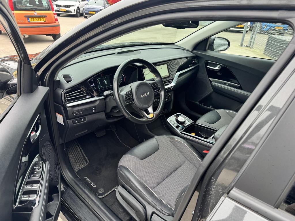 Kia e-Niro Edition 64 kWh 3-fase| NW geleverd & Onderhouden, Stof, Gebruikt, 1712 kg, Origineel Nederlands