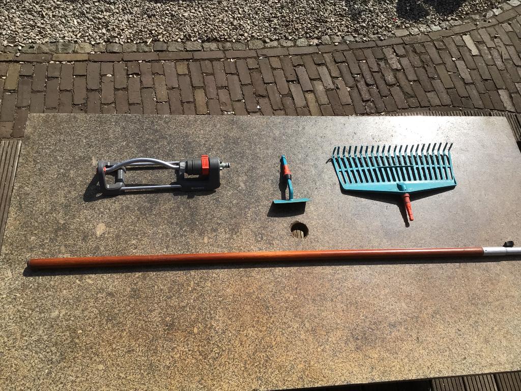 Gardena tuingereedschap: steel, schoffel, sproeier, bladhark, Ophalen of Verzenden, Gebruikt, Schoffel, Gardena