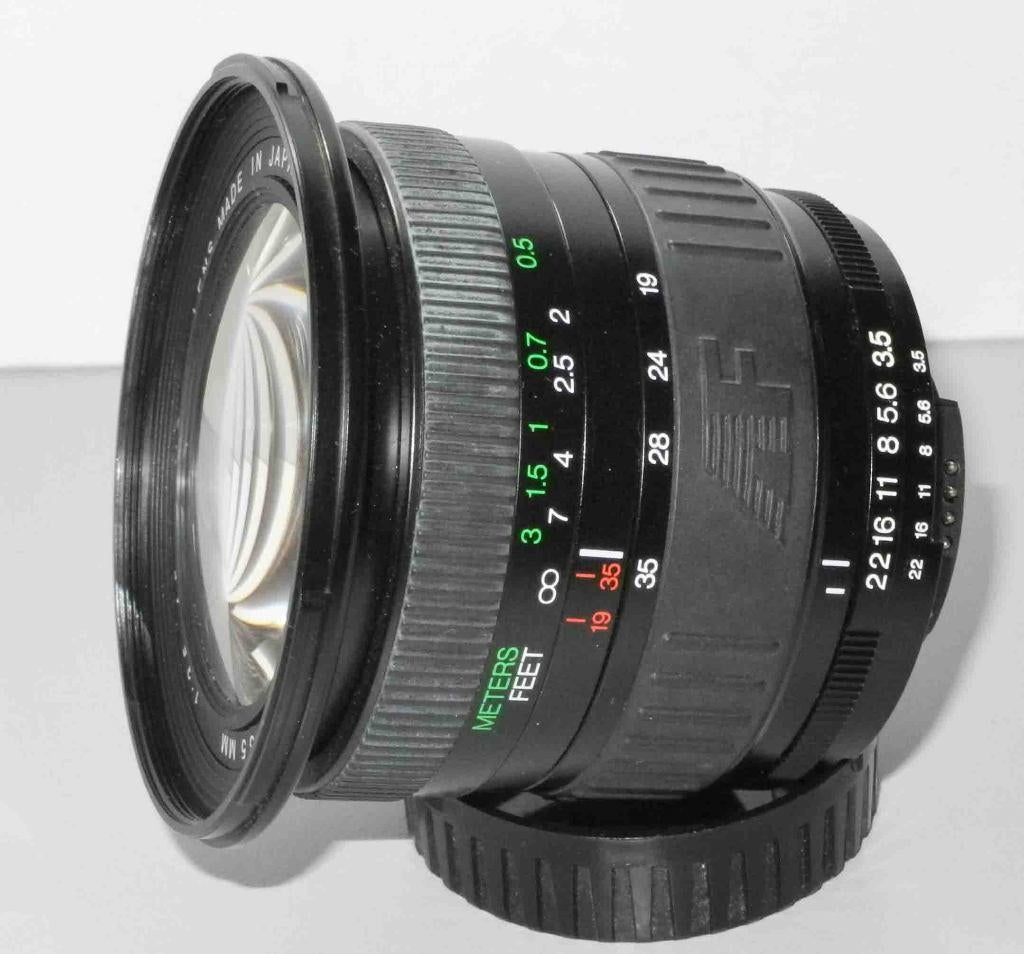 Cosina 19-35 3.5/4.5 super groothoek lens, Ophalen of Verzenden, Gebruikt, Telelens, Zoom