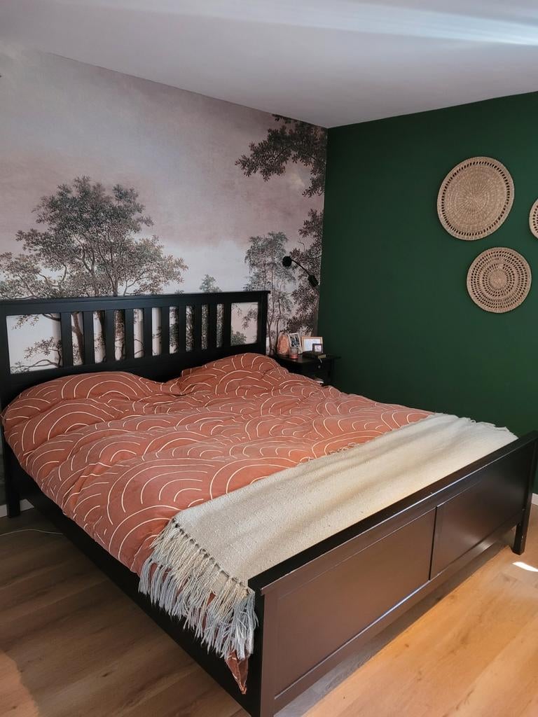 Ikea Hemnes bed zwart gebeitst 180x200, Huis en Inrichting, Slaapkamer | Bedden, Ophalen, Gebruikt, Zwart, Tweepersoons