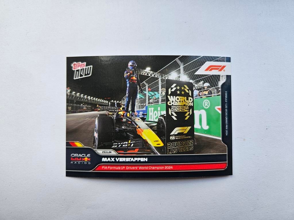 Max Verstappen Topps Now F1 - 4e keer wereldkampion, Ophalen of Verzenden, Nieuw, Overige sporten, Spelerskaart
