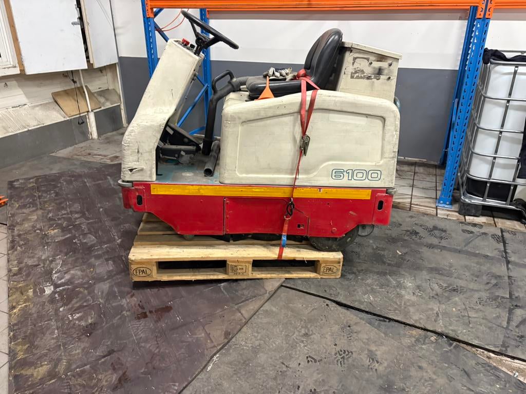 3 x tennant opknap machines, Ophalen, Gebruikt