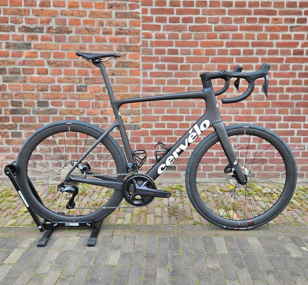 Sale! Cervélo Caledonia 5 Ultegra Di2 inruil mogelijk, 28 inch, Carbon, Nieuw, Meer dan 20 versnellingen