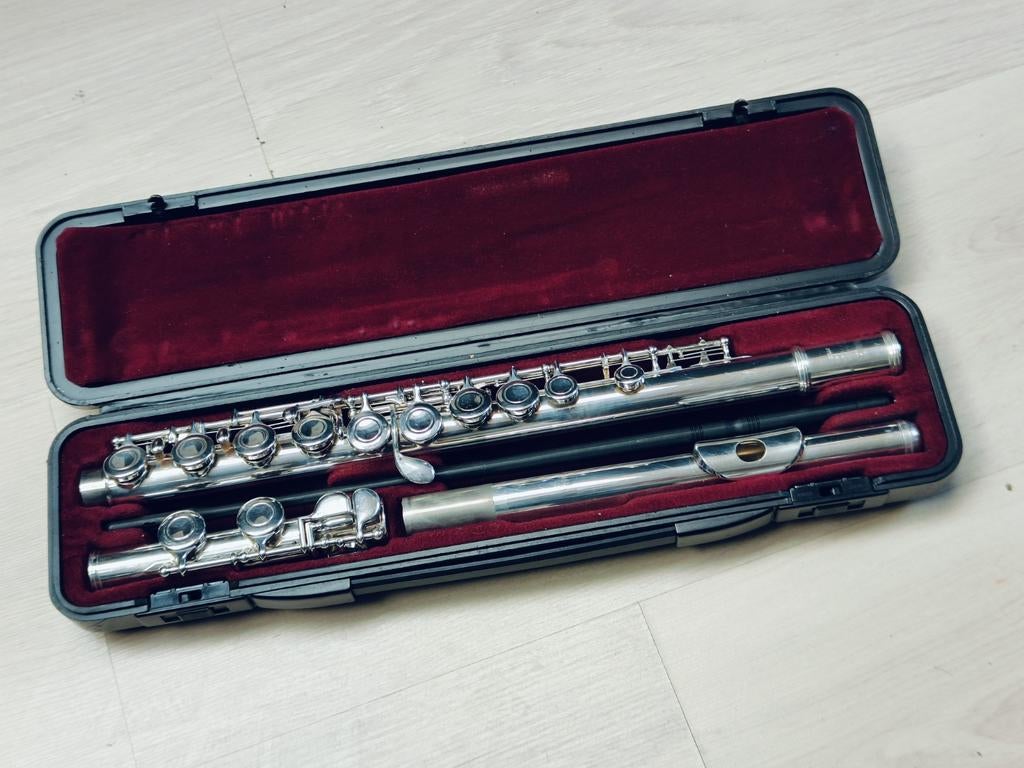 Yamaha YFL 211SII Dwarsfluit, Muziek en Instrumenten, Blaasinstrumenten | Dwarsfluiten en Piccolo's, Ophalen of Verzenden, Gebruikt