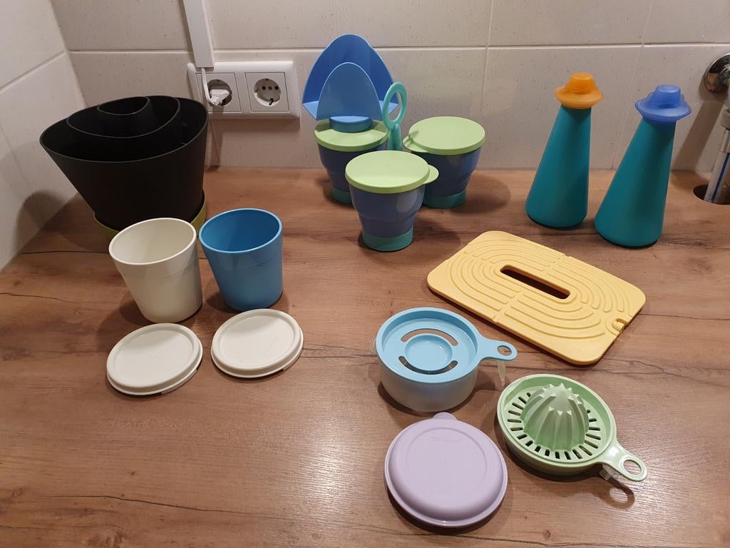 Tupperware keukenhulphouder, ontbijtset, olie azijnset, e.d., Ophalen of Verzenden, Zo goed als nieuw, Overige typen