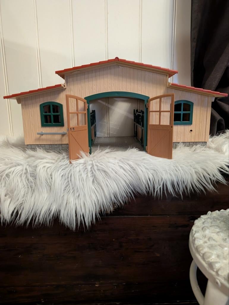 Schleich stal met klein stalletje., Ophalen of Verzenden