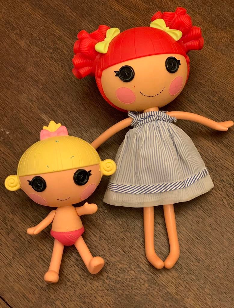 Lalaloopsy Ember Flicker Flame met zusje, Ophalen of Verzenden, Zo goed als nieuw