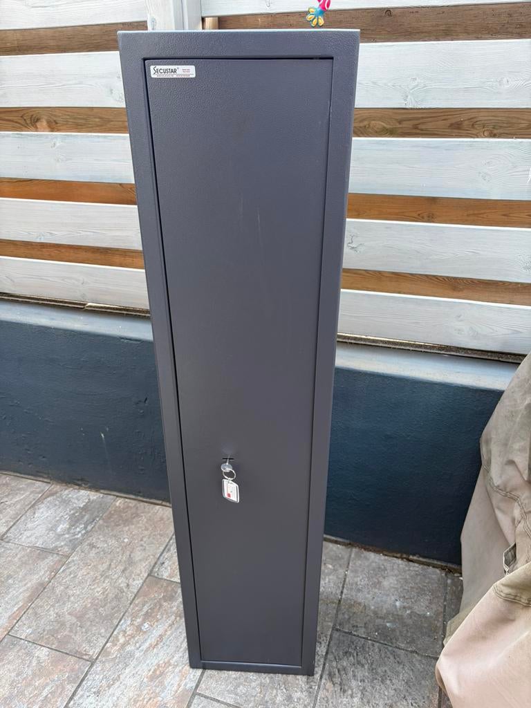 Secustar wapenkluis - 5 geweren - met munitievak, Huis en Inrichting, Ophalen, Zo goed als nieuw, Brandkast