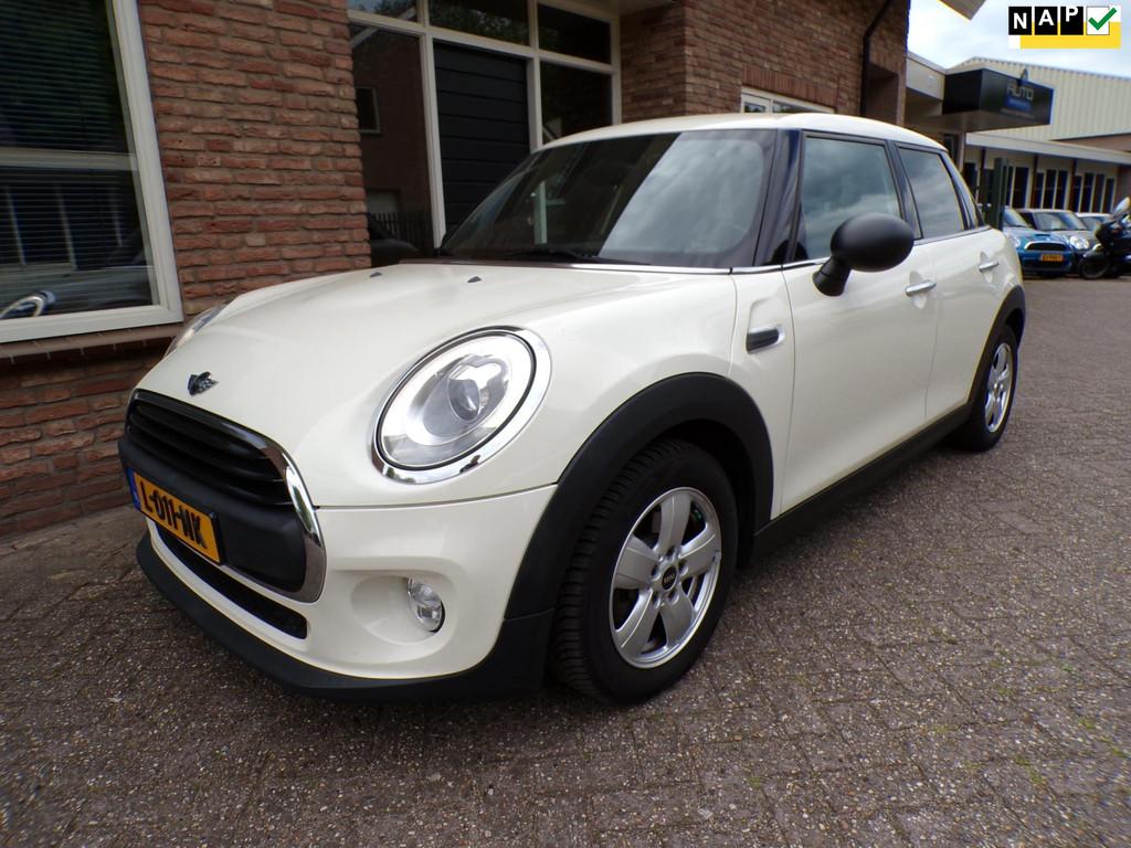 Mini Mini 1.2 One Half Leder / Clima / Navi, Gebruikt, 102 pk, Bedrijf, Handgeschakeld