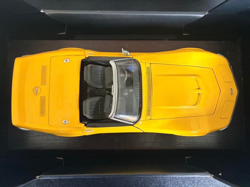 3 modelautos schaal 1:18 zie beschrijving, Ophalen of Verzenden, Gebruikt, Auto, Revell