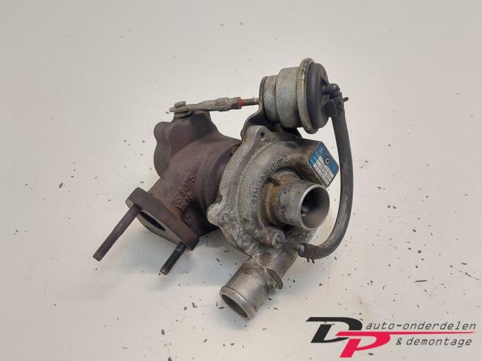 Turbo van een Opel Corsa, Gebruikt, -, -, Opel