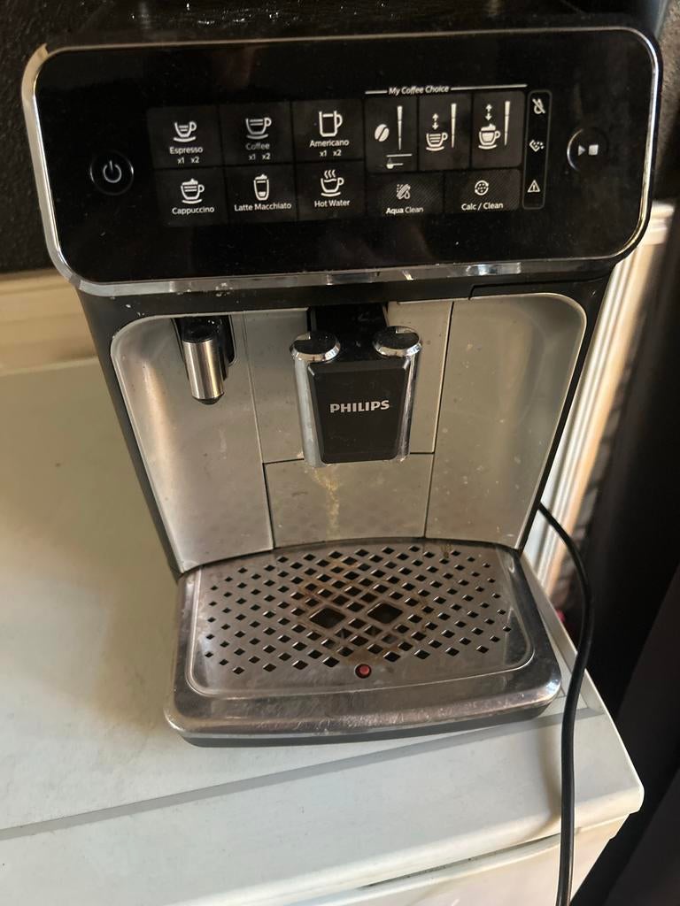 Philips LatteGo EP3246 Koffiemachine -gebruikt, Witgoed en Apparatuur, Koffiezetapparaten, Zo goed als nieuw, Koffiebonen, Koffiemachine