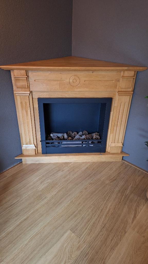 Hoek openhaard van eiken, Ophalen, Gebruikt, Vrijstaande haard, Overige soorten