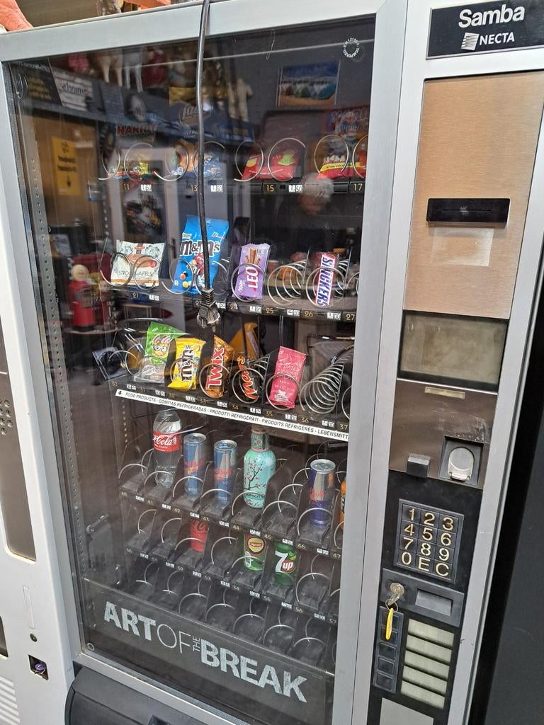 Combi automaat Necta Samba Gekoeld, Ophalen