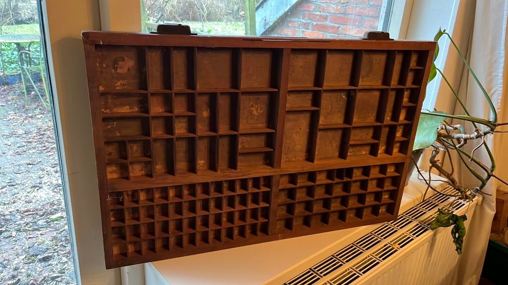 Oude Croon Letterbak - Authentiek en Decoratief, Ophalen, Gebruikt