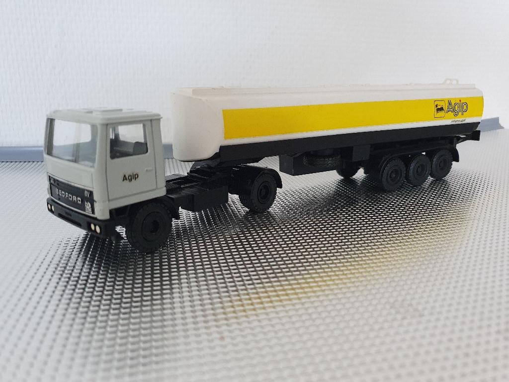 Conrad Bedford Agip tankwagen tankoplegger 1:50, Ophalen of Verzenden, Zo goed als nieuw, Bus of Vrachtwagen, Conrad
