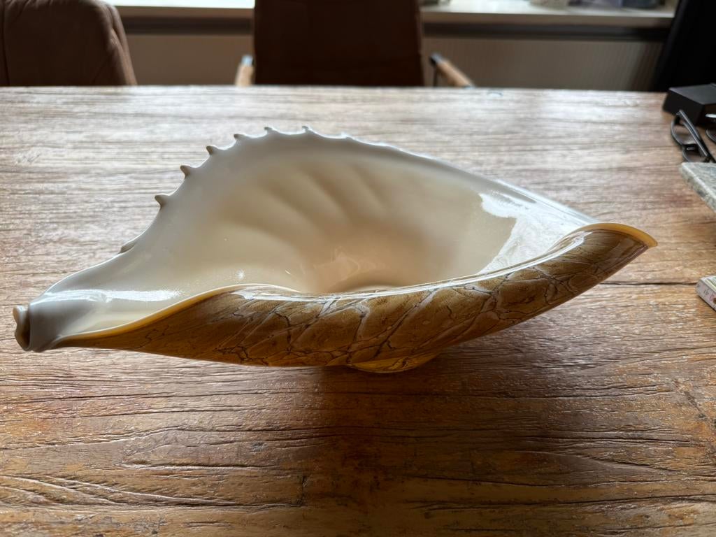 Jozefina Krosno - grote glazen schelp schaal, Ophalen of Verzenden