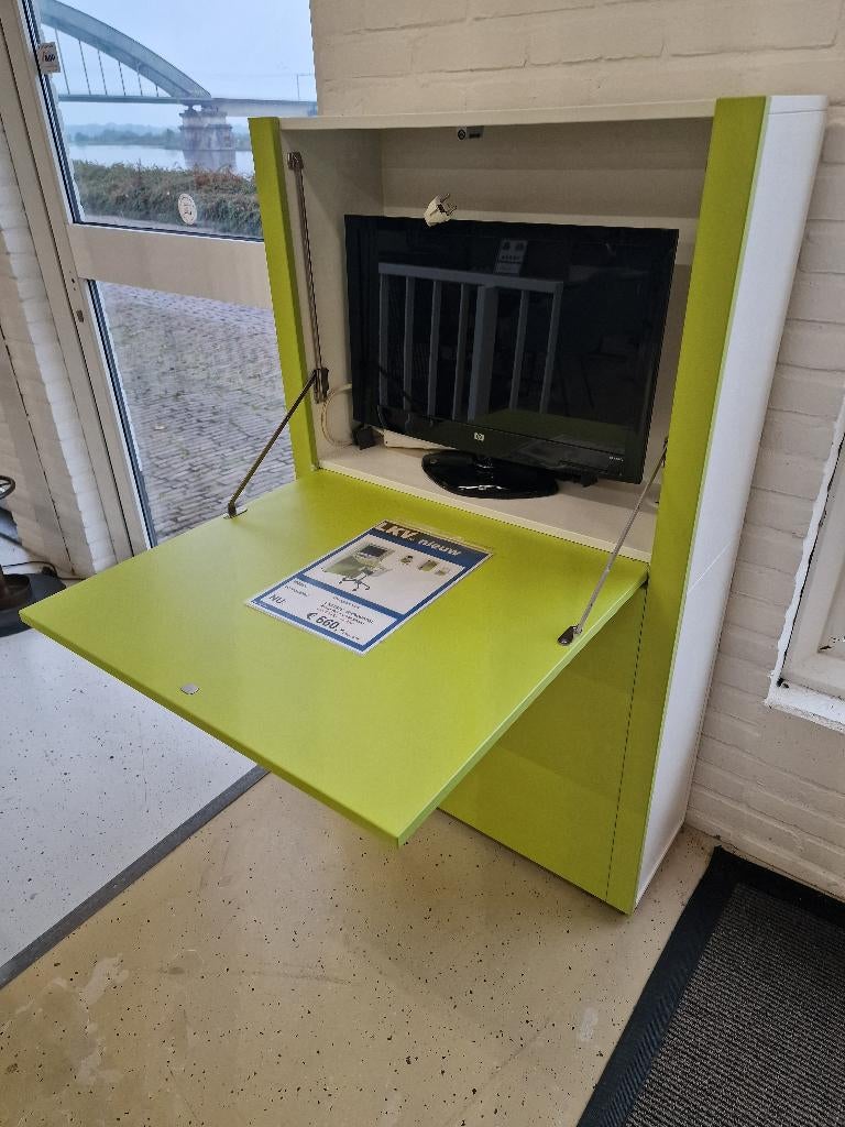 Bureau / Computerkast. Compacte oplossing voor thuiswerkplek, Ophalen, Zo goed als nieuw, 70 tot 120 cm