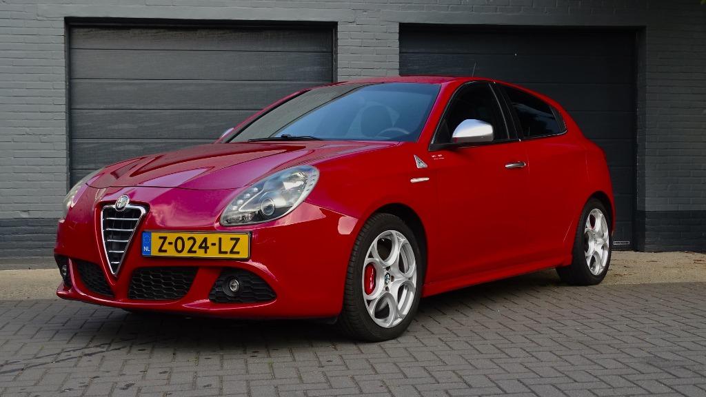 Alfa Romeo Giulietta 1750 TBI Q.V. 2013 ZEER MOOI Incl BTW, Auto's, Alfa Romeo, Voorwielaandrijving, 4 cilinders, 4 stoelen, 11 km/l