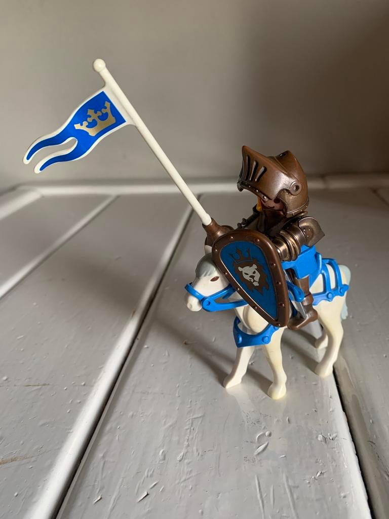Playmobil ridder met harnas met echt goud, Kinderen en Baby's, Speelgoed | Playmobil, Ophalen of Verzenden, Gebruikt, Los playmobil