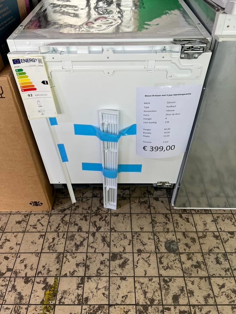 Zanussi onderbouw koelkast nieuw