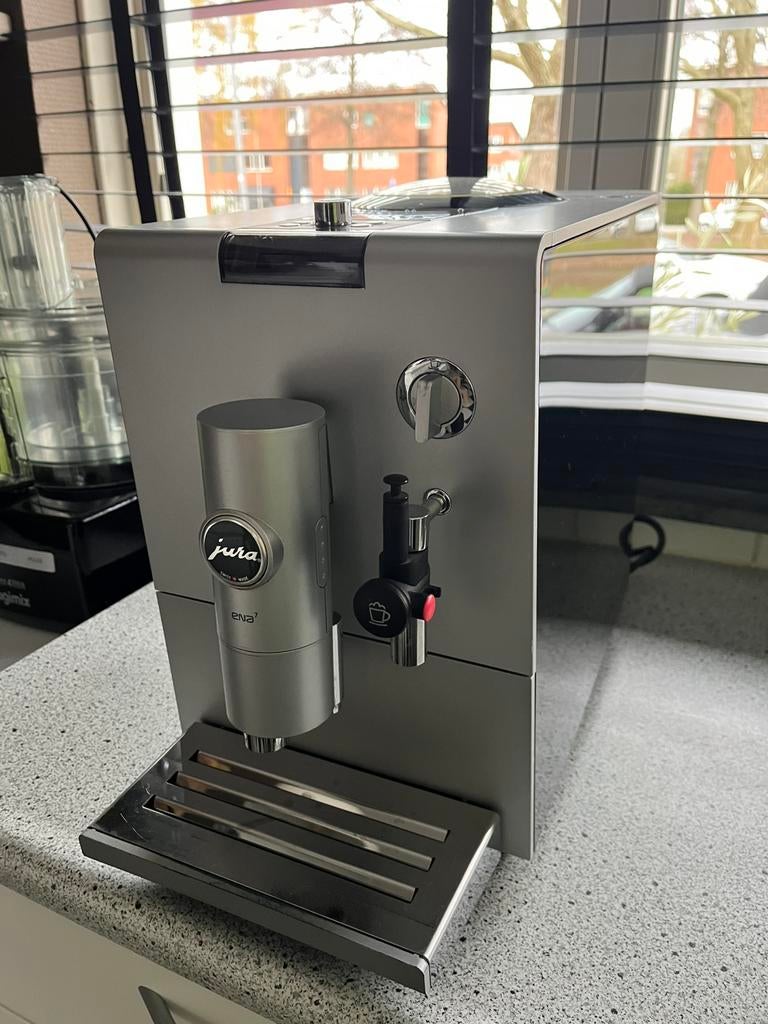 Jura Ena7 koffiemachine, Witgoed en Apparatuur, Koffiezetapparaten, Gebruikt, Koffiemachine, Afneembaar waterreservoir, Koffiebonen