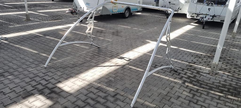 Wakeboardtowers van het merk Monster Tower en Jobe, Watersport en Boten, Wakeboarden, Ophalen, Zo goed als nieuw, Overige typen